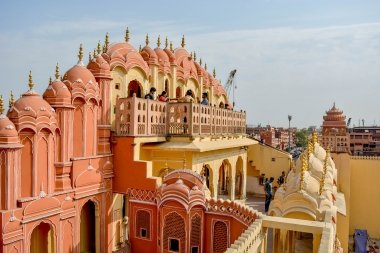 Hampi – Chitradurga – Hassan (321 km, 6 horas 20 minutos)