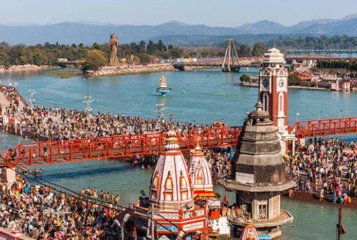 Rishikesh – Delhi (248 km / 4,5 horas)